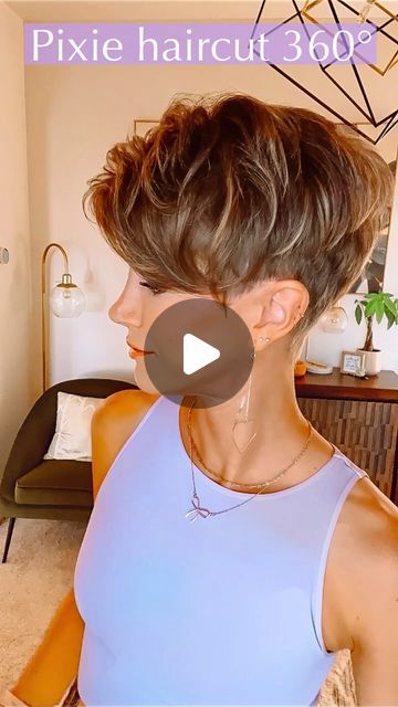 Pixie Haircut From The Back, Bilevel Haircut, Womens Wedge Haircut, Back Of Pixie Cut, Pixie Haircut With Highlights, Styling Pixie Haircut, Pixie Back View, Short Hair Pixie, Pixie Cut Back View