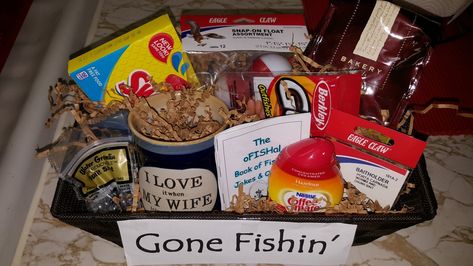 Gone Fishing Gift Basket Fishing Gift Basket, Boyfriend Care Package, Silent Auction Baskets, Auction Baskets, Boyfriend Gift Basket, Raffle Baskets, Gift Baskets For Men, Themed Gift Baskets, Board Game Geek