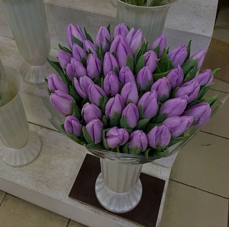 n🩵 on Twitter: "purple tulips. https://t.co/K7k02FqKBQ" / Twitter Lavender Aesthetic, Purple Bouquet, Boquette Flowers, Nothing But Flowers, Purple Tulips, Flower Therapy, Beautiful Bouquet Of Flowers, Luxury Flowers, Tulips Flowers