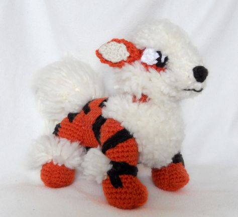 Arcanine Pokemon, Plush Pokemon, Pokémon Characters, Pokemon Toys, Crochet Pokemon, Pokemon Pattern, Nerd Crafts, Doll Plushies, Crochet Plush