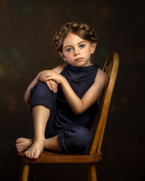 Kids Portrait Studio, Outdoor Family Portraits, Fine Art Studio, Fine Art Portrait Photography, Art Children, Carol Ann, Kids Studio, Fine Art Portraiture, S Photo