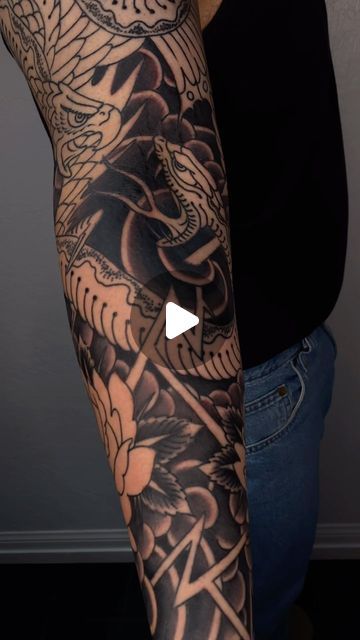 🕉 on Instagram: "Second session on jhanick’s eagle vs snake sleeve , thank you again for making the drive from AZ to come get tattooed man!  . Made with love @twocoinsco 📿" Snake Tattoo Men, Eagle Tattoo Men, Crow Tattoo, Eagle Tattoo, Snake Tattoo, Skull Tattoo, Tattoos For Guys, Sleeve Tattoos, Tattoos