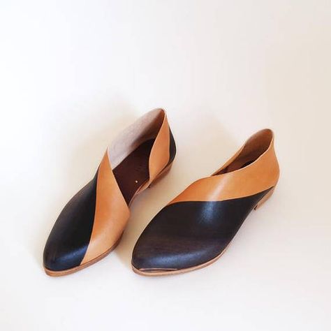 The Sandy. Undyed with Black Broad Brush Stroke Leather. Flats Online, Unique Shoes, Gorgeous Shoes, In The End, Shoe Lover, Looks Style, Handmade Shoes, Shoe Style, Suho