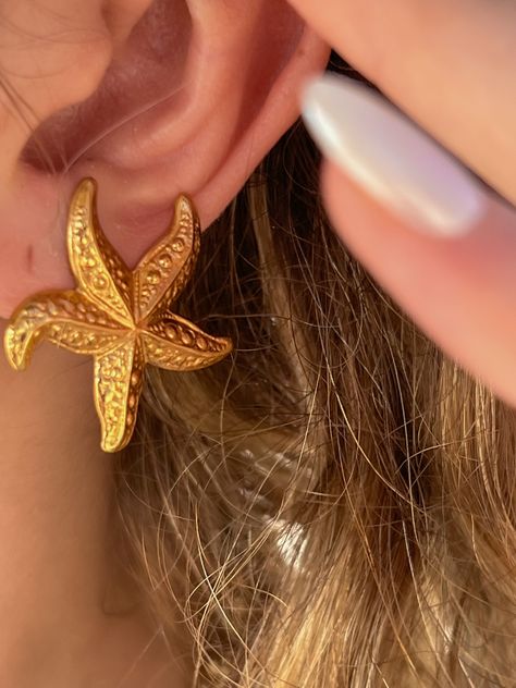 Estilo Hippie, Starfish Earrings, Dope Jewelry, Golden Girl, Jewelry Lookbook, Girly Jewelry, Dream Jewelry, Jewelry Inspo, Summer Jewelry