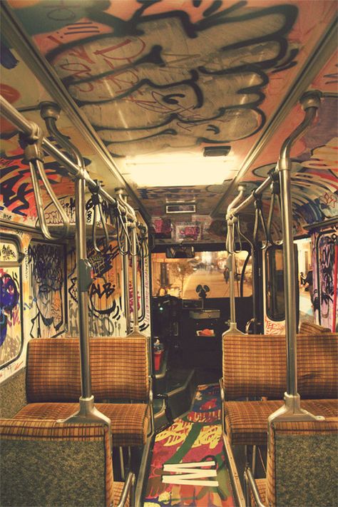 Graffiti Furniture, Public Transit, Street Graffiti, Grunge Photography, Street Art Graffiti, City Aesthetic, Pretty Places, Abandoned Places, Graffiti Art