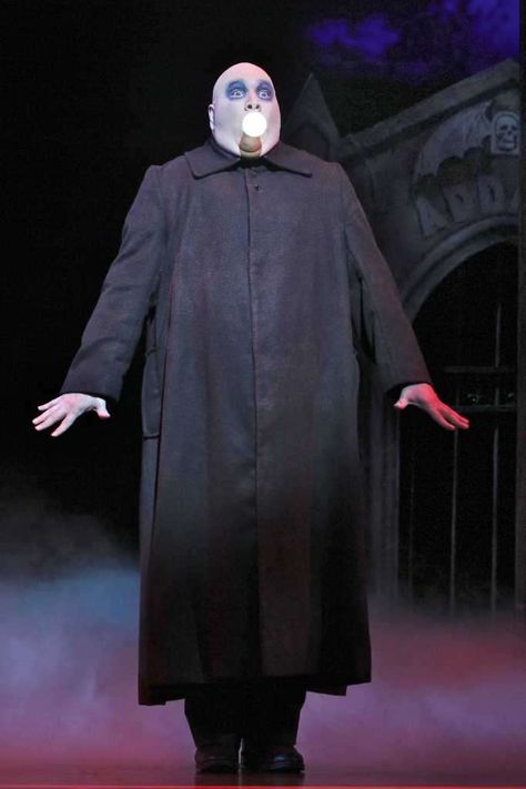 Blake Hammond (Uncle Fester) in THE ADDAMS FAMILY. Photo: Jeremy Daniel Uncle Fester Costume, Adams Family Costume, Fester Addams, Addams Family Tv Show, Family Costumes Diy, Addams Family Musical, Uncle Fester, Addams Family Costumes, Adams Family