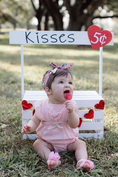 Kids Valentine Picture Ideas, Valentines Day Baby Milestone Pictures, Valentines Day Baby Photoshoot At Home, Valentine Photo Shoot Outdoor, Vday Baby Photoshoot, Diy Valentine Pictures Kids, Valentines Photoshoot For Kids, Diy Valentine’s Day Photo Shoot Baby, Valentine’s Day With Baby