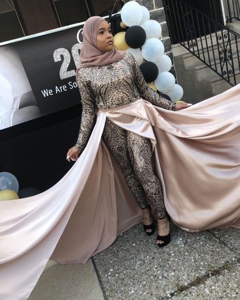 Hijabi Prom Dress, Muslim Prom Dress, Prom Dresses Long Modest, Prom Inspiration, Modest Prom, Muslimah Dress, Prom Dresses Modest, Cape Dress, Prom Dresses Long With Sleeves