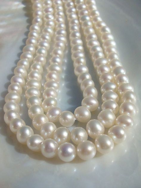 High End Jewelry, 15% Off Sale, Fresh Water Pearls, White Freshwater Pearl, Light Peach, Water Pearls, Heishi Beads, Tahiti, Creamy White