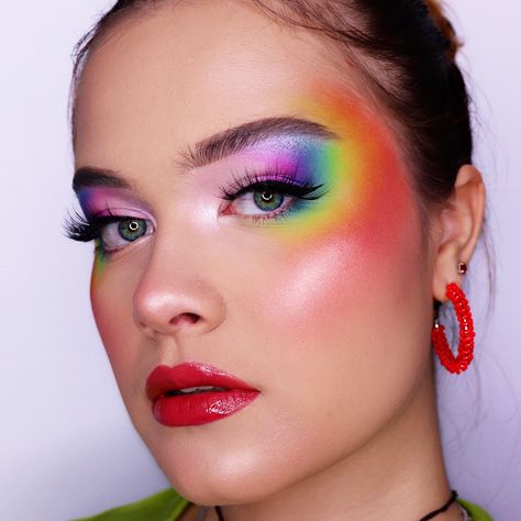 Pride Makeup Ideas, Pride Looks, Makeup Pride, Pride Ideas, Rainbow Eye Makeup, Pride 2023, Rainbow Eyeshadow, Make Carnaval, Bright Makeup