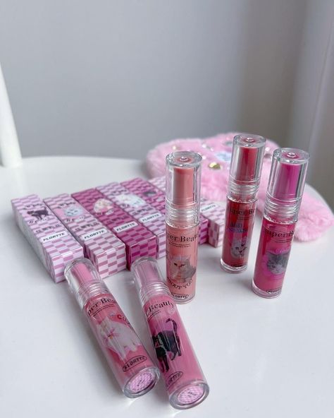 Kawaii cat lip gloss 💕 #kawaii #cute #lipgloss #affordable #smallbusiness #reel #post #viral #like #trendingreels #trending Cute Lipgloss, Korean Lipstick, Lip Balm Set, Cool Anime Wallpapers, Kawaii Cat, Beauty Room, Aesthetic Makeup, Makeup Organization, Makeup Products