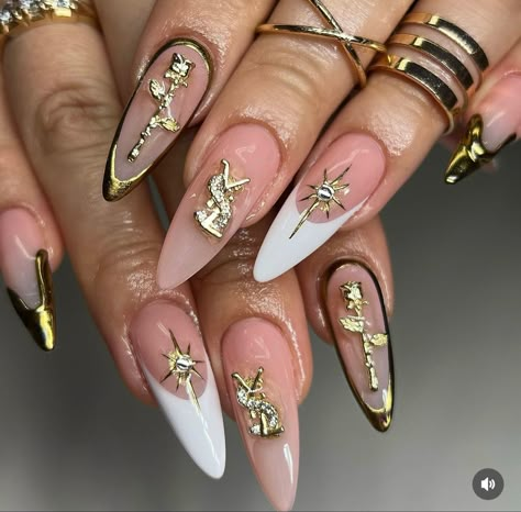 Gold Nail Ideas, Detailed Nails, Evil Eye Nail, Nail Art Gold, Jewelry Small Business, Crystals Rose Quartz, Acrylic Nail Designs Coffin, Gold Silver Necklace, Evil Eye Nails