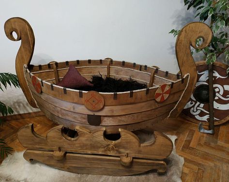 Wooden Horses, Viking Baby, Viking Boat, Arte Viking, Viking Village, Vikings Game, Baby Cradle, Handmade Things, Nursery Inspiration