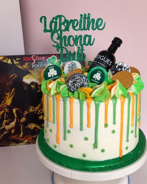 Irish Cake Decoration, Irish Themed Birthday Party, Irish 40th Birthday, Irish Themed Cake, Birthday Cake 3 Layers, Irish Birthday Cake, Irish Cakes, Boxing Cake, Irish Theme Party