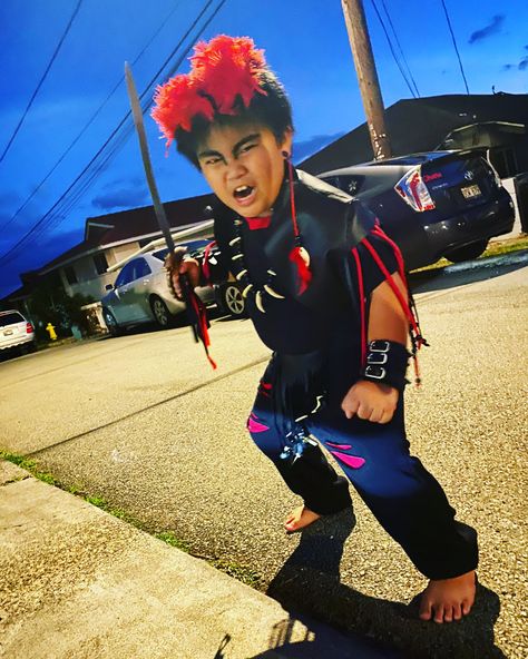 Halloween costumes. HOOK! Peter Pan. Rufio. Rufio Costume, Halloween Costume Family, Hook Peter Pan, Hook Costume, Costume Family, Family Halloween Costumes, Family Halloween, Peter Pan, Halloween Costume