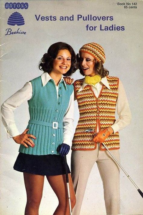 70s Outfits Women, 70s Women Fashion, Women's Vests, 60s 70s Fashion, 60s And 70s Fashion, 70’s Fashion, Retro Sweater, Sweater Vests, Crochet Vintage