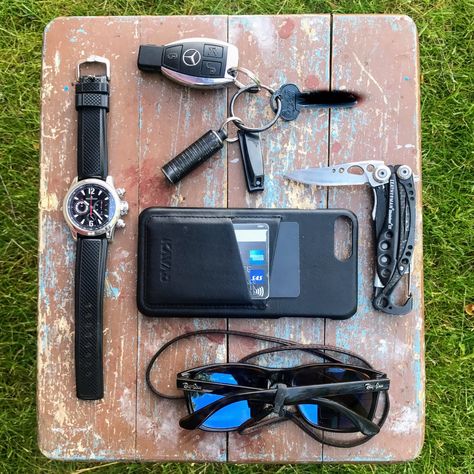 Summer carry Leatherman Skeletool, Edc Tactical, Pill Holder, Pocket Dump, Iphone 7 Plus Case, Jaeger Lecoultre, Iphone 7 Plus Cases, My Summer, Travel Collection