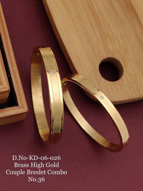 Kada Design, Gold Kangan, Gold Kada, Mens Bracelet Designs, Ladies Bangles, Antique Necklaces Design, Gold Bangles For Women, Bracelet And Ring, Choker Designs