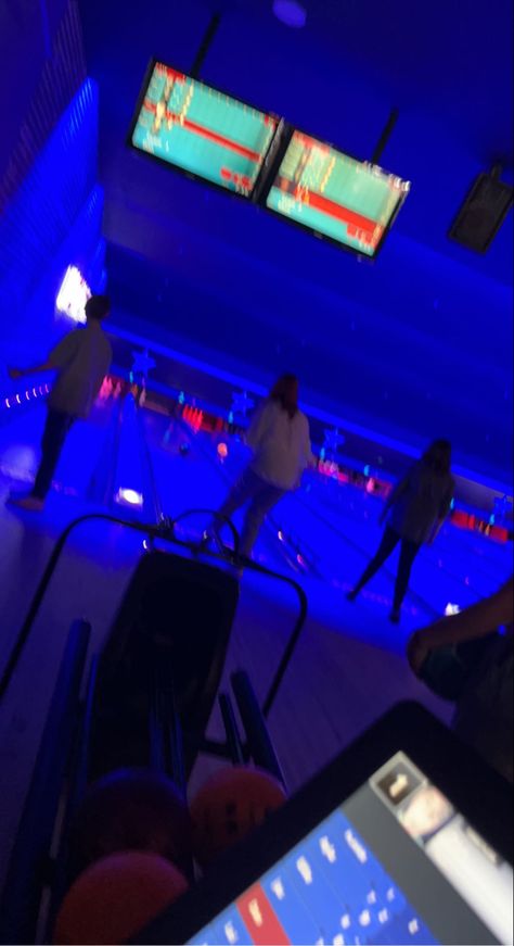 Night Bowling, Bowling, Night Life, Pins, Quick Saves