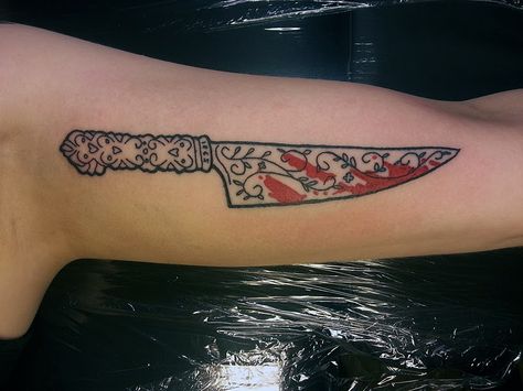 Alice Madness Returns video game- vorpal blade tattoo Alice In Wonderland Madness Returns Tattoo, American Mcgee's Alice Tattoo, Alice Return To Madness Tattoos, Alice Madness Returns Vorpal Blade, Vorpal Blade Tattoo, Alice In Madness Tattoo, Alice Madness Returns Tattoo Ideas, Alice Madness Returns Tattoo, Video Games Tattoo