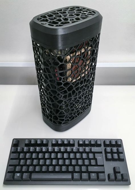 Custom Computer Case, Cpu Socket, Custom Computer, Small Computer, 3d Printing Diy, Open Source Projects, New Technology Gadgets, 3d Printing Projects, Custom Pc