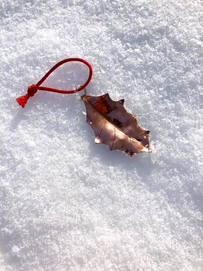 Copper Christmas Decorations, Diy Copper Ornaments, Copper Christmas Tree Ornaments, Copper Wire Christmas Ornaments, Copper Christmas Decor, Copper Projects, Nature-inspired Leaf Shaped Copper Jewelry, Copper Ornaments, Copper Christmas