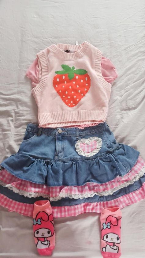 Kidcore Pastel Outfit, Soft Kidcore Aesthetic Outfit, Soft Kidcore Outfits, Cutecore Aesthetic Outfit, Yume Kawaii Aesthetic Outfits, Pastel Fairycore Outfits, Cutegore Outfits, Japanese Kidcore, Pastel Kidcore Outfits