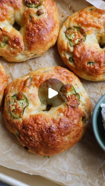 Gal Shua-Haim MS, RD on Instagram: "jalapeño cheddar bagels 🥯

an easy to make breakfast or snack made with greek yogurt, all-purpose flour and a few other simple ingredients!

comment “bagel recipe” to get the link sent straight to your messages, or head to the link in my bio for all of my recipes 🫶🏼

https://somethingnutritiousblog.com/jalapeno-cheddar-greek-yogurt-bagels/" Green Yogurt Bagels, Yogurt Bagels, Cheddar Bagels, Bagel Recipe Easy, Easy To Make Breakfast, Greek Yogurt Recipes, Jalapeno Cheddar, Make Breakfast, Bagel Recipe