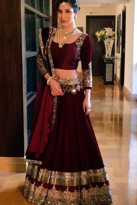 Winter weddings are all about dark-hued outfits where velvet outfits top the list. #velvetoutfits are the most trending among Indian brides for winter weddings. Velvet lehenga choli with least detailing from bridal lehenga to indo-western looks fascinating for any occasion. #indianwedding #indianbride #bridalwear #bridaloutfit #lehengacholi #trendinglehenga #weddingoutfit #indianweddingideas #uniquelehenga #velvetlehenga #velvetsuits #velvetblouse #blouseideas #trendingsuits #blousedesigns डिजाइनर कपड़े, Velvet Lehenga, Bollywood Lehenga, Salwar Kamiz, Red Lehenga, Patiala Salwar, Indian Bridal Wear, Ghagra Choli, Indian Couture