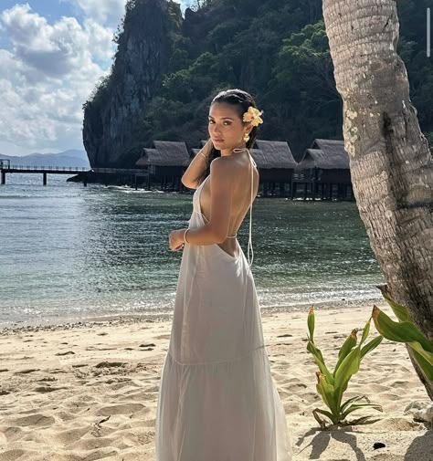 Beach Photo Inspiration, Vacation Outfits Women, Beach Instagram Pictures, Beach Poses, Ideas For Instagram Photos, Island Girl, Beach Photoshoot, Summer Photos, Summer Pictures