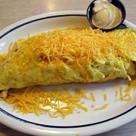 Country Omelette IHOP Country Omelette Recipe, Ihop Omelette, Ihop Food, Western Omelette, Cheese Omelette, Dream Food, Omelette Recipe, Dinner Meals, Best Breakfast Recipes