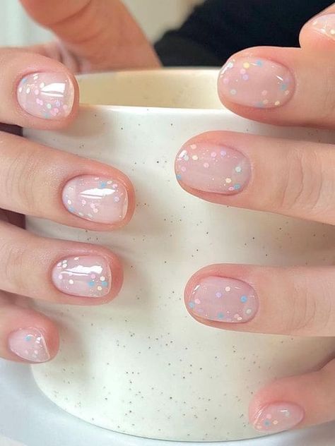 glittery holographic accent nails Milky Manicure Color, Diy Milky Nails, Milk Manicure Nails, Nails Nude Cortas, Nude Short Nails Ideas, Milky Pink Nails Gel, Nude Manicure Ideas, Uñas Milky White, Milky Nails Ideas