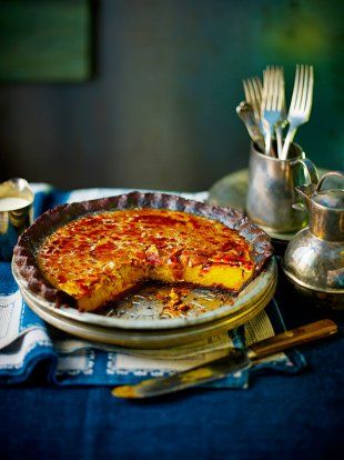 This chocolate, pumpkin and brulee pie is incredible; crisp pastry with a chocolate and pumpkin filling and glazed top; a really special homemade pie. Maple Pumpkin Pie Recipe, Maple Pie, Maple Pumpkin Pie, Thanksgiving Pie, Maple Pumpkin, Nigella Lawson, Whoopie Pies, Pumpkin Pie Recipes, Homemade Pie