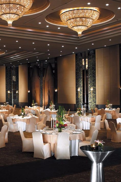 Banquet Interior Design Hotel, Hotel Ballroom Interior Design, Modern Banquet Hall Design Interiors, Wedding Hall Interior Design, Banquet Hall Design Interiors Luxury, Banquet Hall Design Interiors, Hotel Dining Hall, Wedding Hall Design, Decorate Dining Room