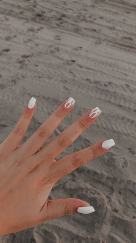 Summer Nails 2023 Color Trends, Nails 2023 Color Trends, 2023 Color Trends, Cowboy Nails, Summer Nails 2023, Western Nails, 2023 Color, Simple Gel Nails, White Acrylic Nails