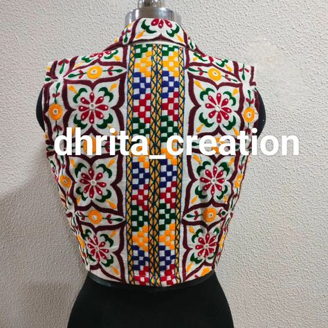 Designer collar pattern gamthi work stylish blouse Totally handwork DM for more details Gamthi Work Blouses, Gamthi Work, Embroidery Hand, Work Blouses, Stylish Blouse, Collar Pattern, Hand Work, Work Blouse, Blouses