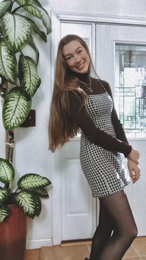 Plaid Dress Over Turtleneck, Checkered Dress Outfit Winter, Dress And Turtleneck Outfit, Dress Over Turtleneck, Checkered Dress Outfit, Cute Christmas Outfit Ideas, Overall Dress Outfit, Plaid Dress Outfit, Cute Christmas Outfit