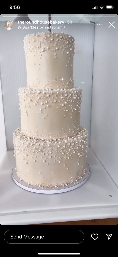 Wedding Cakes With Pearls Beads, 3 Tier Pearl Wedding Cake, Pearl Wedding Cake With Flowers, Wedding Cake Pearls And Flowers, Wedding Cakes Minimalist, Wedding Cakes Pearls, Pearl Centerpiece Wedding, Pearl Cake Design, Sparkly Wedding Cake