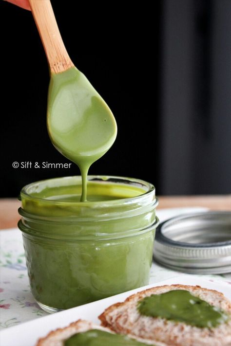 A recipe for green tea matcha milk jam spread rich and creamy in texture, with a slight bitter overtone from the matcha, balanced by a little sweetness. Matcha Sauce Recipe, Matcha Jam, Matcha Sauce, Green Tea Milk, Milk Jam, Cotton Cheesecake, Matcha Green Tea Recipes, Green Tea Drinks, Matcha Recipes