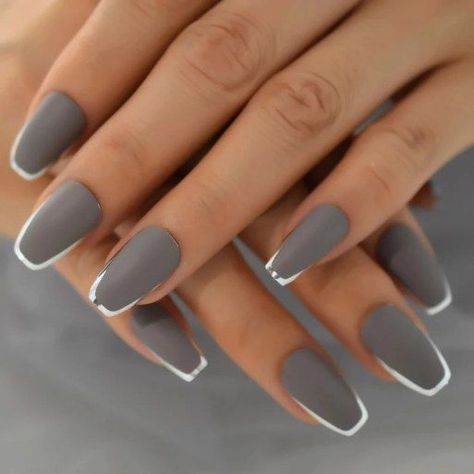 Top 28 grey winter nail designs you must try this year Statement Nails, Grey Matte Nails, Grey Nail, Fall Ombre, Grey Nails, Grey Nail Designs, Summer Pedicure, Statement Nail, Winter Manicure