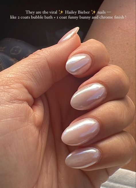 Hailey Bieber glazed donut nails Bridesmaids Nails, Milky Nails, Pearl Nails, Neutral Nails, Dipped Nails, Bridal Nails, Minimalist Nails, Chic Nails, Short Acrylic Nails