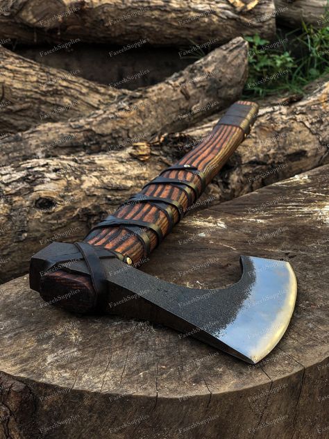 Tomahawk Aesthetic, Combat Tomahawk, Bone Tomahawk, Crkt Tomahawk, Hatchets And Axes, Survival Life, Arm Armor, Weird Stuff, Hammers