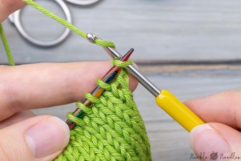 Bind Off Knitting, Super Easy Crochet, Knitting Terms, Knitting Hacks, Sewing Binding, Knitting Help, Knitting Basics, Crochet Dishcloths, Crochet Needles