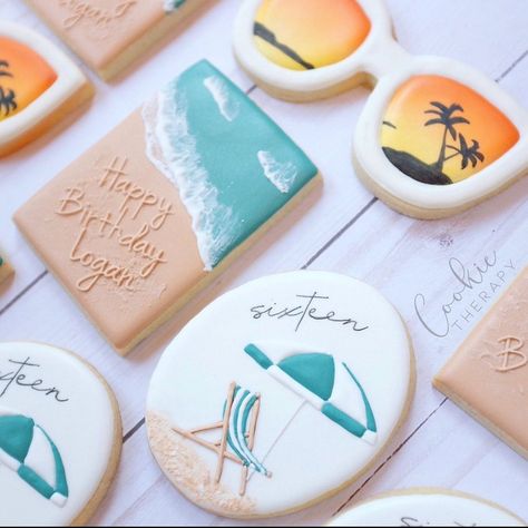 Sunset Cookies Decorated, Beach Themed Sugar Cookies, Beach Sugar Cookies Decorated, Beach Birthday Cookies, Beach Cookies Decorated, Bach Cookies, Summer Cookies Decorated, Vacation Cookies, Ocean Cookies