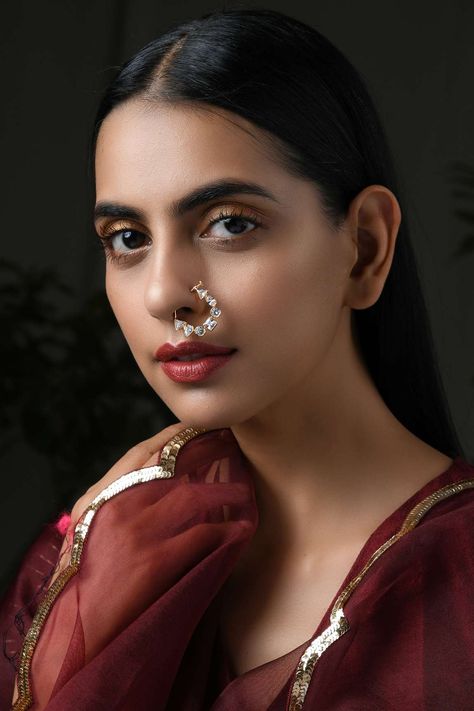 Buy Paisley Pop Kundan Nose Ring Online | Aza Fashions Clip Nose Ring, Face Perspective, Diamond Nath, Nose Ring Online, Ravivarma Paintings, Gold Nath, Diamond Craft, Luxury Jewelry Store, Faux Nose Ring