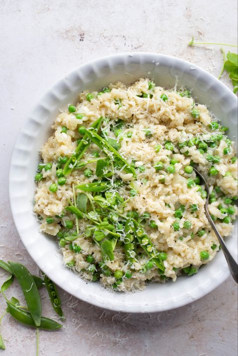 Rice Dessert Recipes, Pea Risotto, Fresh Peas, Rice Desserts, Spring Peas, Risotto Recipes, Healthy Veggies, Summer Dinner, In The Mood