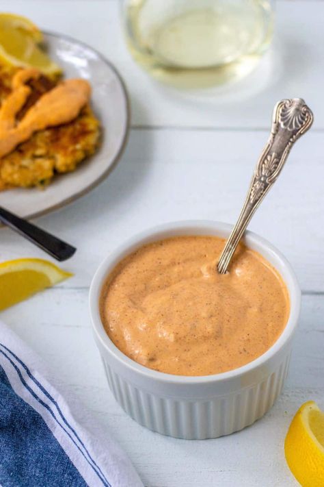 This easy 5-minute cajun-style remoulade sauce is the perfect addition to crab cakes and other seafood. It's creamy and tangy with just a touch of spice. You'll want to put it on everything! Cakes With Sauce, Sauce For Crab Cakes, Cake Sauce, Pumpkin Zucchini Muffins, Crab Cake Sauce, Homemade Balsamic Vinaigrette, Blueberry Donuts, Touch Of Spice, Graham Cracker Crust Pie