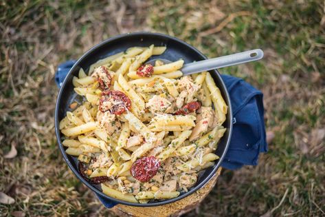 Pasta Calories, Hiking Food, Backpacking Food, Protein Rich Foods, Camp Cooking, Food Is Fuel, Camping Food, How To Cook Quinoa, Chia Pudding