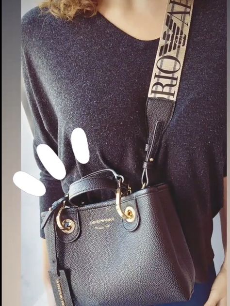 Luxury Gucci Shoulder Bag With Logo Strap, Gigi Hadid Prada Bag, Black Prada Bag Aesthetic, Luxury On-the-go Bag With Chain Strap, Luxury On-the-go Shoulder Bag With Metal Hardware, Birthday Wishlist, Athleisure Outfits, Fashion Sense, Emporio Armani