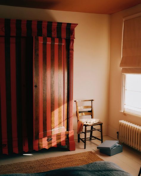 Parisian Powder Room, Striped Furniture, Stacy Martin, Painted Wardrobe, Paint Stripes, Spare Bedroom, Main Bedroom, Interior Inspo, New Room